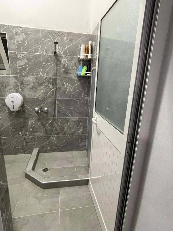 Apartament Gjergji Sarande Exterior photo