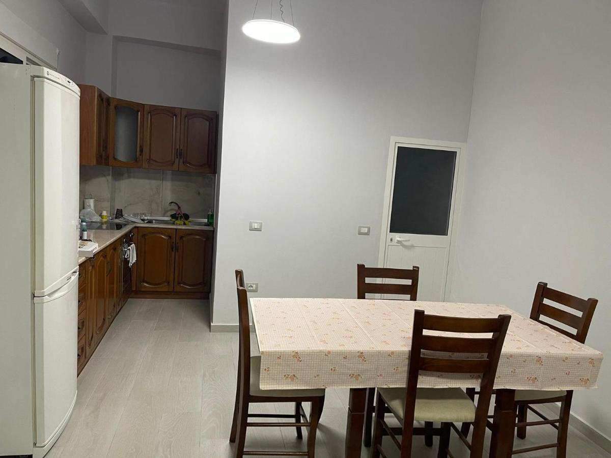 Apartament Gjergji Sarande Exterior photo